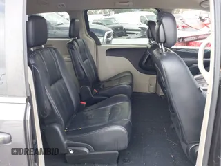 2015 Chrysler Town & Country Touring with VIN 2C4RC1BGXFR655330, listed as a IAAI auction lot 42181430 with 148,195 mi miles and . Bid and sale history available at DreamBid. Image 8.