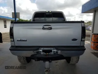 2006 Ford F-250 XL с VIN 1FTSW21P46EC70648, выставлен на аукционе Copart как лот 65358885 с пробегом 209 172 миль миль и Списание • Salvage title. История ставок и продаж доступна на DreamBid. Изображение 6.
