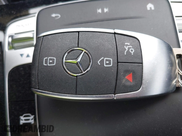2020 Mercedes-Benz GLE 450 z VIN 4JGFB5KB8LA015890, wystawiony jako IAAI lot #41599282 z przebiegiem 50 714 mil mil oraz . Historia ofert i sprzedaży dostępna na DreamBid. Obrazek 11.