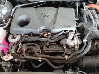 2021 Toyota RAV4 Hybrid XSE z VIN 2T3E6RFV5MW027191, wystawiony jako Copart lot #80856415 z przebiegiem 45 762 mil mil oraz Szkoda całkowita • Salvage title. Historia ofert i sprzedaży dostępna na DreamBid. Obrazek 15.