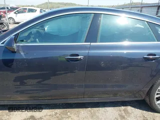 2017 Audi A7 Prestige with VIN WAU22AFC5HN097458, listed as a IAAI auction lot 41977575 with 60,373 mi miles. Bid and sale history available at carsss.com. Image 14.