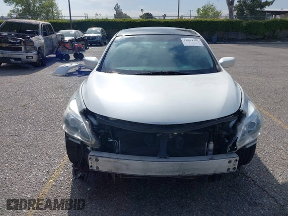 2014 Nissan Altima S with VIN 1N4AL3AP4EN223862, listed as a IAAI auction lot 42004392 with 140,450 mi miles and . Bid and sale history available at DreamBid. Image 13.