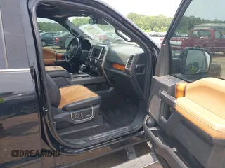 2017 Ford F-150 XL z VIN 1FTEW1EG8HFA18688, wystawiony jako IAAI lot #42385707 z przebiegiem 125 842 mil mil oraz . Historia ofert i sprzedaży dostępna na DreamBid. Obrazek 5.