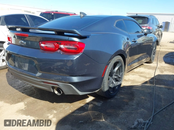 2019 Chevrolet Camaro 1LS with VIN 1G1FB1RX4K0122754, listed as a IAAI auction lot 41763543 with 91,704 mi miles and . Bid and sale history available at carsss.com. Image 4.