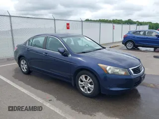 2010 Honda Accord LX-P z VIN 1HGCP2F42AA156648, wystawiony jako IAAI lot #42238667 z przebiegiem 136 119 mil mil oraz . Historia ofert i sprzedaży dostępna na DreamBid. Obrazek 1.