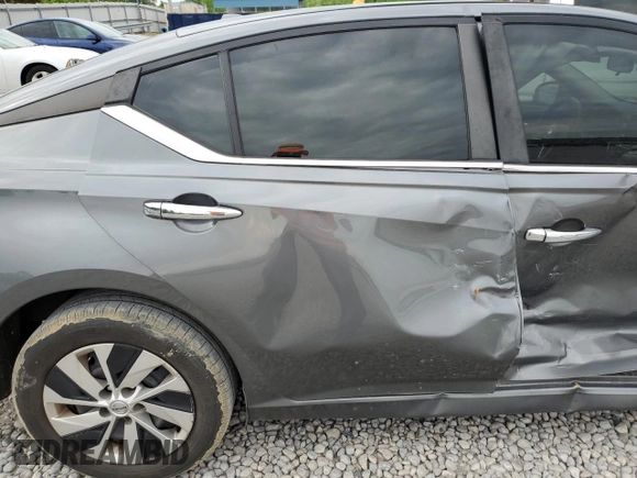 2019 Nissan Altima S z VIN 1N4BL4BV0KN326893, wystawiony jako Copart lot #54258725 z przebiegiem 115 563 mil mil oraz Szkoda całkowita • Salvage title. Historia ofert i sprzedaży dostępna na DreamBid. Obrazek 10.