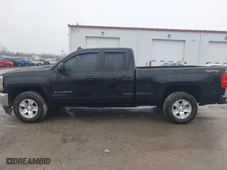 2017 Chevrolet Silverado 1500 LT with VIN 1GCVKREH9HZ170691, listed as a IAAI auction lot 41196713 with 111,189 mi miles. Bid and sale history available at carsss.com. Image 14.