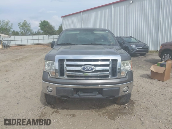 2010 Ford F-150 XL with VIN 1FTEX1E88AFC01388, listed as a IAAI auction lot 41944920 with 257,024 mi miles. Bid and sale history available at carsss.com. Image 12.