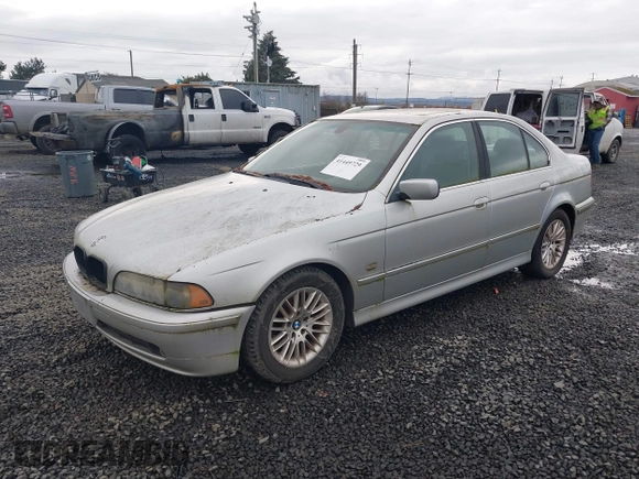 2001 BMW 5 Series 530iA with VIN WBADT63431CF04598, listed as a IAAI auction lot 41449729 with 1 mi miles. Bid and sale history available at carsss.com. Image 2.
