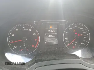 2017 Audi Q3 Premium z VIN WA1BCCFS1HR011987, wystawiony jako Copart lot #55791495 z przebiegiem 107 864 mil mil oraz Szkoda całkowita • Salvage title. Historia ofert i sprzedaży dostępna na DreamBid. Obrazek 9.