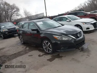 2016 Nissan Altima SR with VIN 1N4AL3AP8GC177922, listed as a IAAI auction lot 41802573 with 160,799 mi miles and . Bid and sale history available at carsss.com. Image 1.