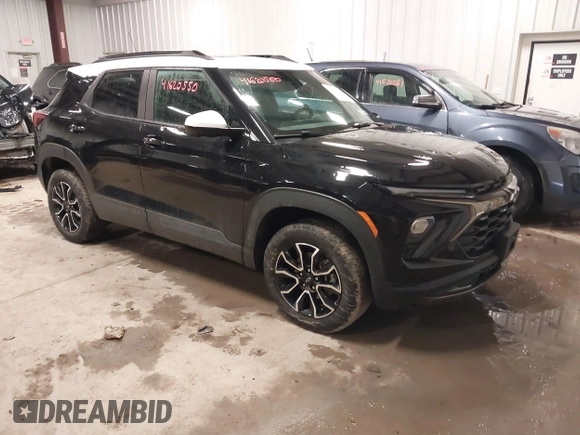 2024 Chevrolet TrailBlazer ACTIV with VIN KL79MSSL9RB093808, listed as a IAAI auction lot 41620550 with 11,899 mi miles and . Bid and sale history available at DreamBid. Image 1.