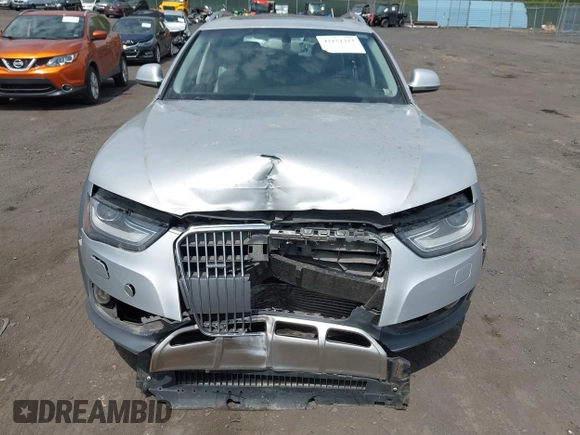 2013 Audi allroad A4 Premium z VIN WA19FAFLXDA194947, wystawiony jako IAAI lot #42151323 z przebiegiem 124 527 mil mil oraz . Historia ofert i sprzedaży dostępna na DreamBid. Obrazek 6.