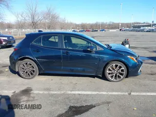 2020 Toyota Corolla Hatchback XSE with VIN JTNC4RBE8L3085053, listed as a IAAI auction lot 41134475 with 51,287 mi miles. Bid and sale history available at carsss.com. Image 13.