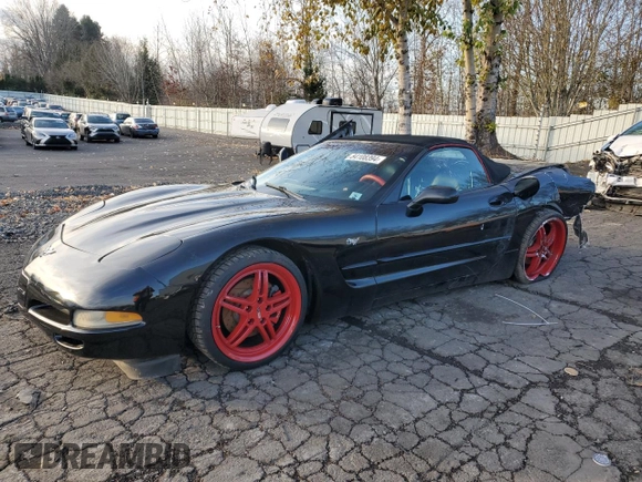 2003 Chevrolet Corvette with VIN 1G1YY32G535134462, listed as a Copart auction lot 84108394 with Not Provided miles and Salvage Title. Bid and sale history available at carsss.com. Image 1.