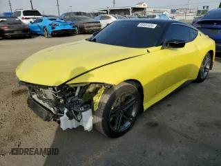 2023 Nissan Z Performance z VIN JN1BZ4BH1PM310365, wystawiony jako Copart lot #86401434 z przebiegiem 10 320 mil mil oraz Szkoda całkowita • Salvage title. Historia ofert i sprzedaży dostępna na DreamBid. Obrazek 1.