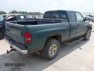 1998 Dodge 1500 with VIN 3B7HC13Y1WG162001, listed as a IAAI auction lot 42152950 with 189,274 mi miles and . Bid and sale history available at DreamBid. Image 4.