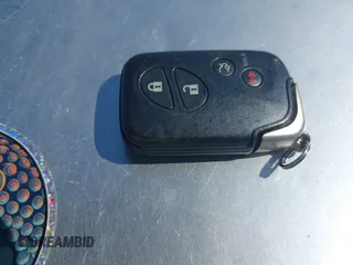 2008 Lexus ES 330 z VIN JTHBJ46GX82179132, wystawiony jako IAAI lot #42064446 z przebiegiem 132 643 mil mil oraz . Historia ofert i sprzedaży dostępna na DreamBid. Obrazek 11.