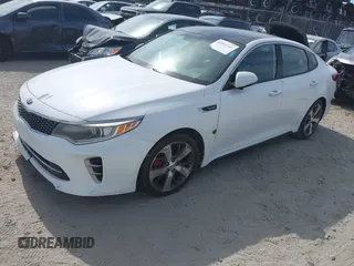 2016 Kia Optima SX Turbo с VIN 5XXGW4L25GG010677, выставлен на аукционе IAAI как лот 42081043 с пробегом 167 201 миль миль и . История ставок и продаж доступна на DreamBid. Изображение 18.