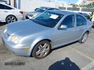 2003 Volkswagen Jetta с VIN 3VWTH69MX3M065354, выставлен на аукционе IAAI как лот 41797542 с пробегом 83 863 миль миль и . История ставок и продаж доступна на DreamBid. Изображение 2.