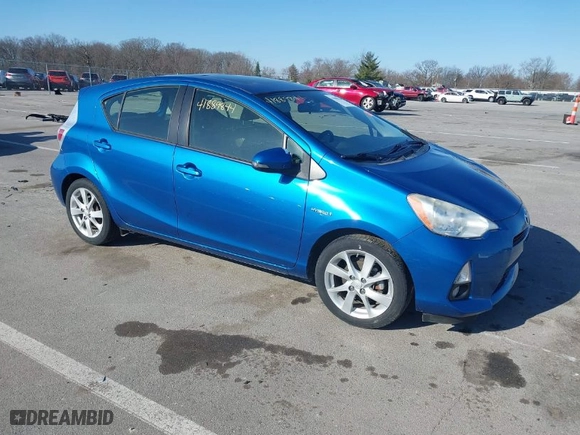 2013 Toyota Prius c One with VIN JTDKDTB32D1055135, listed as a IAAI auction lot 41889844 with 98,220 mi miles. Bid and sale history available at carsss.com. Image 1.