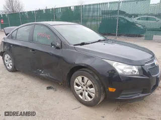2013 Chevrolet Cruze LS with VIN 1G1PA5SG4D7132641, listed as a IAAI auction lot 41951792 with 106,800 mi miles. Bid and sale history available at carsss.com. Image 1.