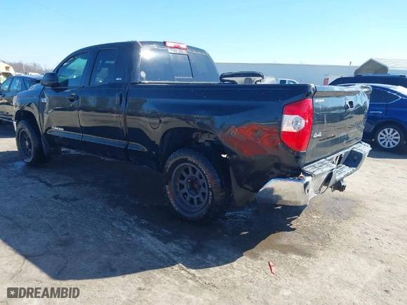 2015 Toyota Tundra 4WD Truck SR with VIN 5TFUW5F18FX437872, listed as a IAAI auction lot 41483349 with 276,068 mi miles. Bid and sale history available at carsss.com. Image 3.