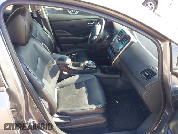 2016 Nissan LEAF SV with VIN 1N4BZ0CP5GC300090, listed as a IAAI auction lot 41896742 with 66,529 mi miles. Bid and sale history available at carsss.com. Image 5.