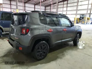 2018 Jeep Renegade Trailhawk with VIN ZACCJBCB4JPH49396, listed as a Copart auction lot 42353385 with 86,792 mi miles and Salvage Title. Bid and sale history available at carsss.com. Image 3.