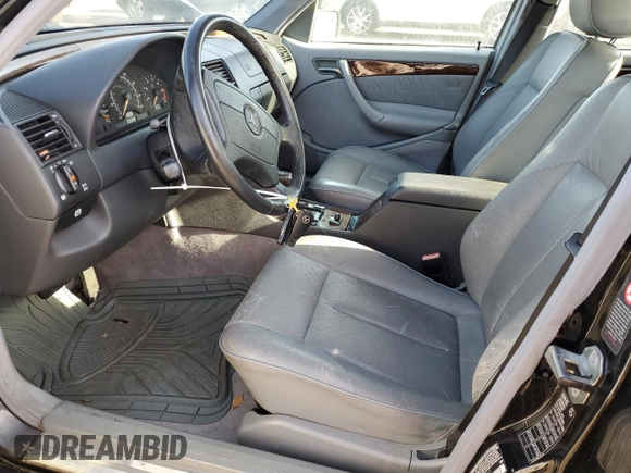 2000 Mercedes-Benz C 230 Kompressor with VIN WDBHA24G5YA805662, listed as a Copart auction lot 46092875 with 152,744 mi miles and Non Repairable. Bid and sale history available at carsss.com. Image 7.