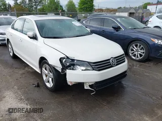 2013 Volkswagen Passat SE with VIN 1VWBH7A36DC110720, listed as a IAAI auction lot 41997869 with 114,246 mi miles and . Bid and sale history available at DreamBid. Image 6.