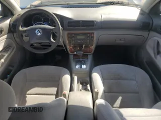 2003 Volkswagen Passat GLS z VIN WVWVD63BX3E148318, wystawiony jako Copart lot #74841944 z przebiegiem 86 620 mil mil oraz Szkoda całkowita • Salvage title. Historia ofert i sprzedaży dostępna na DreamBid. Obrazek 8.