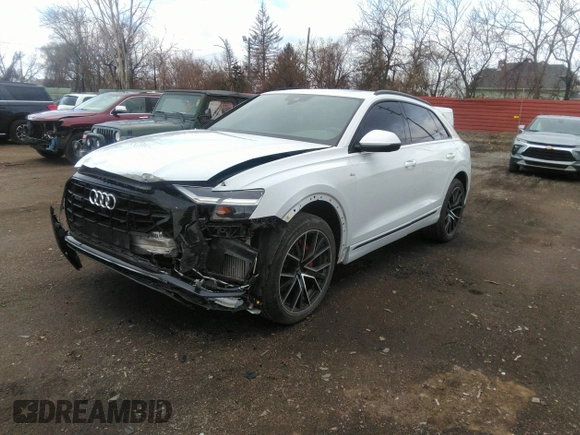 2021 Audi Q8 Premium Plus with VIN WA1EVAF11MD005634, listed as a IAAI auction lot 41919643 with 36,392 mi miles. Bid and sale history available at carsss.com. Image 2.