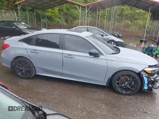2024 Honda Civic Si z VIN 2HGFE1E52RH471891, wystawiony jako IAAI lot #40477222 z przebiegiem 23 170 mil mil oraz . Historia ofert i sprzedaży dostępna na DreamBid. Obrazek 13.
