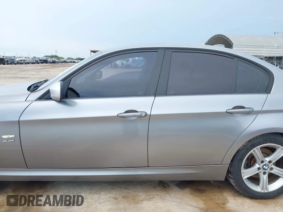 2011 BMW 3 Series 328i xDrive with VIN WBAPK5C50BA661292, listed as a IAAI auction lot 42495770 with 159,036 mi miles and . Bid and sale history available at DreamBid. Image 14.