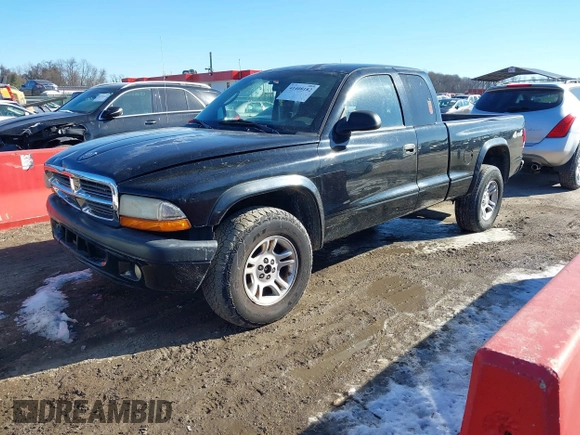 2004 Dodge Dakota Sport with VIN 1D7HG32N24S518815, listed as a IAAI auction lot 41408182 with 267,160 mi miles. Bid and sale history available at carsss.com. Image 2.