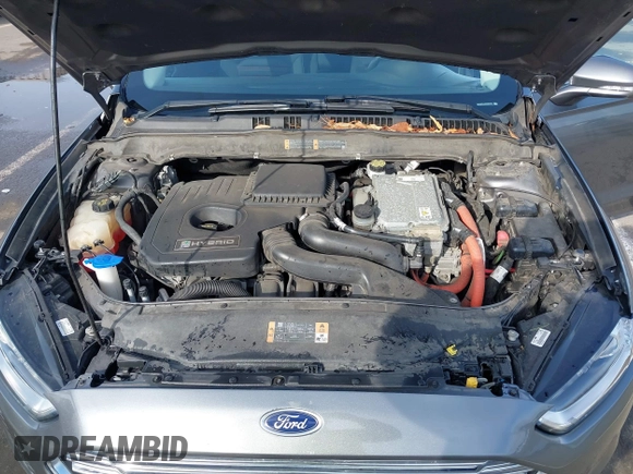 2013 Ford Fusion SE Hybrid with VIN 3FA6P0LU4DR267643, listed as a IAAI auction lot 41846681 with 148,002 mi miles. Bid and sale history available at carsss.com. Image 10.