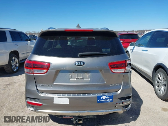 2016 Kia Sorento SX with VIN 5XYPKDA56GG073047, listed as a IAAI auction lot 41725130 with 89,754 mi miles. Bid and sale history available at carsss.com. Image 16.