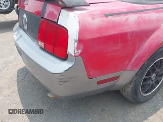 2007 Ford Mustang Deluxe с VIN 1ZVFT84N675212224, выставлен на аукционе IAAI как лот 42410643 с пробегом Не указан миль и . История ставок и продаж доступна на DreamBid. Изображение 13.