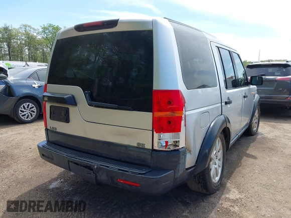 2005 Land Rover LR3 SE with VIN SALAE25475A318916, listed as a IAAI auction lot 42103237 with 216,795 mi miles and . Bid and sale history available at DreamBid. Image 6.