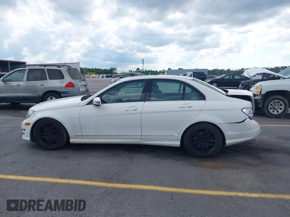 2013 Mercedes-Benz C 300 Sport with VIN WDDGF8AB8DR287316, listed as a IAAI auction lot 42645992 with 156,974 mi miles and . Bid and sale history available at DreamBid. Image 14.