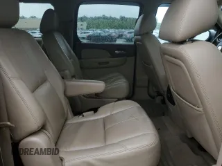 2011 Chevrolet Suburban LT z VIN 1GNSKJE39BR161772, wystawiony jako Copart lot #57075955 z przebiegiem Nie podano mil oraz Czysty tytuł • Clean title. Historia ofert i sprzedaży dostępna na DreamBid. Obrazek 11.