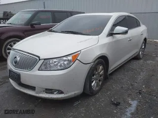 2012 Buick LaCrosse Leather with VIN 1G4GC5ER6CF248230, listed as a IAAI auction lot 41471616 with 204,573 mi miles. Bid and sale history available at carsss.com. Image 2.