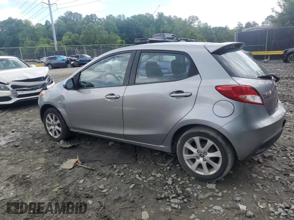 2013 Mazda 2 Touring z VIN JM1DE1LZ7D0153662, wystawiony jako Copart lot #58562435 z przebiegiem 109 329 mil mil oraz Szkoda całkowita • Salvage title. Historia ofert i sprzedaży dostępna na DreamBid. Obrazek 2.