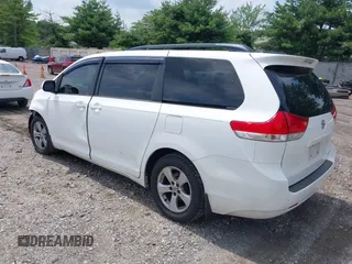 2013 Toyota Sienna LE AAS with VIN 5TDKK3DC6DS351233, listed as a IAAI auction lot 42652981 with 385,791 mi miles and . Bid and sale history available at DreamBid. Image 3.
