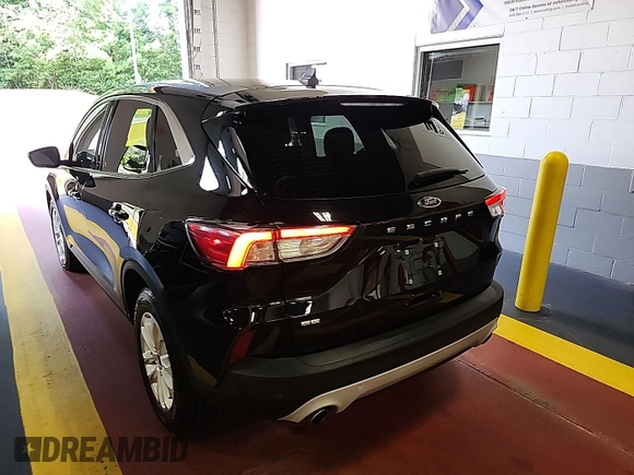2021 Ford Escape SE with VIN 1FMCU0G69MUA67783, listed as a IAAI auction lot 42785516 with 42,013 mi miles and . Bid and sale history available at DreamBid. Image 7.