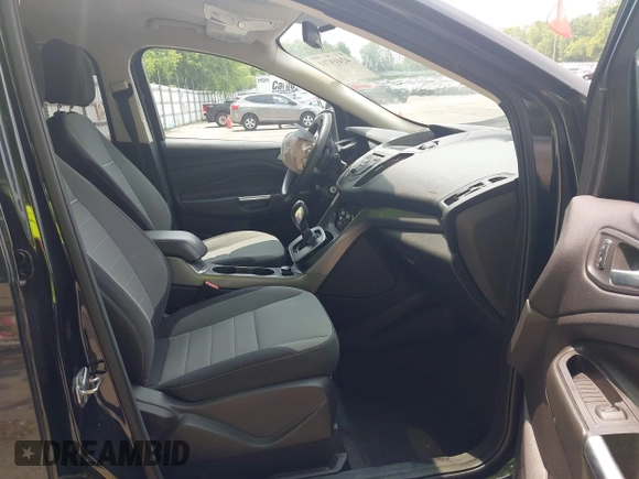 2013 Ford Escape SE with VIN 1FMCU0GX0DUC64074, listed as a IAAI auction lot 42419711 with 91,808 mi miles and . Bid and sale history available at DreamBid. Image 5.