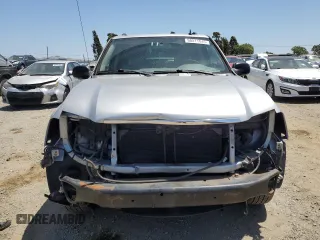 2008 GMC Envoy SLT z VIN 1GKDT13S082103595, wystawiony jako Copart lot #58811845 z przebiegiem 146 779 mil mil oraz Szkoda całkowita • Salvage title. Historia ofert i sprzedaży dostępna na DreamBid. Obrazek 5.