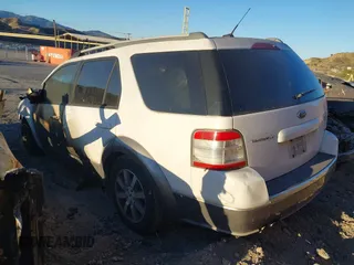 2008 Ford Taurus X SEL z VIN 1FMDK05W38GA32822, wystawiony jako IAAI lot #41630130 z przebiegiem Nie podano mil oraz . Historia ofert i sprzedaży dostępna na DreamBid. Obrazek 3.