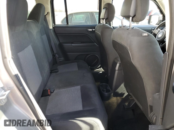 2016 Jeep Patriot Latitude with VIN 1C4NJPFB5GD519150, listed as a Copart auction lot 49536115 with 55,886 mi miles and Salvage title. Bid and sale history available at DreamBid. Image 10.